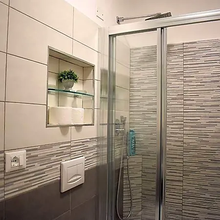 Cornabrugia Patio فيرناتْسا