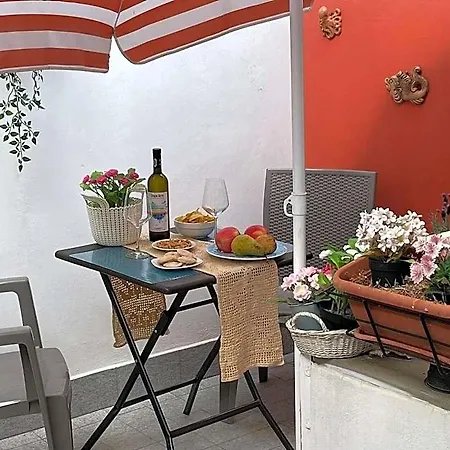 شقة Cornabrugia Patio فيرناتْسا